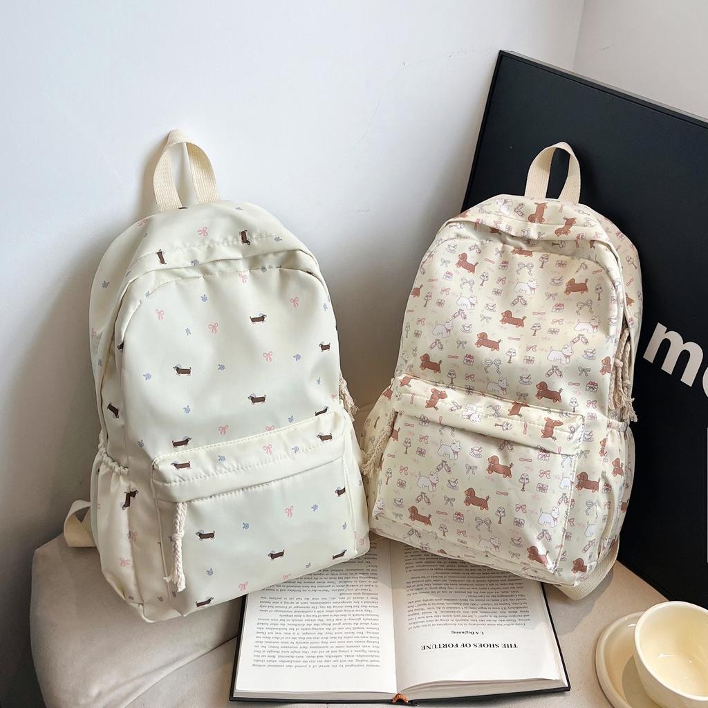 Gentle And Cute Floral Backpack For Junior High School Students And College Students