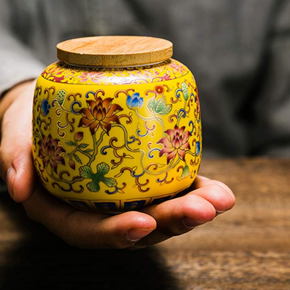 Ceramic Tea Canister with Airtight Wood Lid Vintage Chinese Style Tea Storage Jars Traditional Tea Tins Cans Tea 230ML for Kitchen Spice Tea Coffee