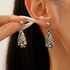Boucle d'oreille puce chauve-souris inversée style rétro sombre pour femmes bijoux de mode accessoires minimalistes Halloween
