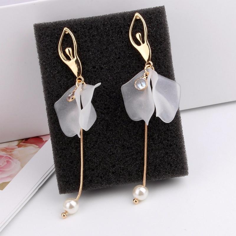 Kreative blomsterperleøredobber til valentinsdagsgaven til The Maid of Honor