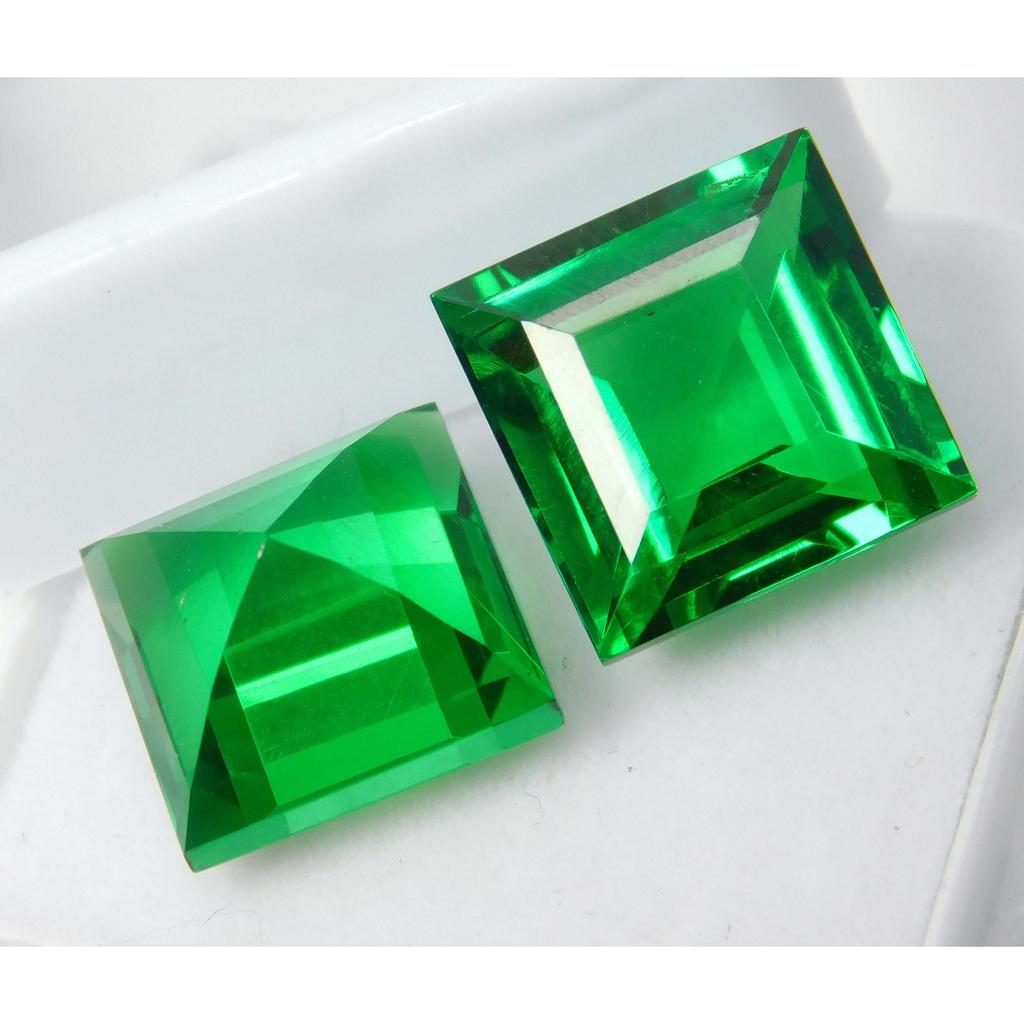LAB   20 Ct Green Tsavorite Garnet Square Cut PAIR Gemstone For Jewelry