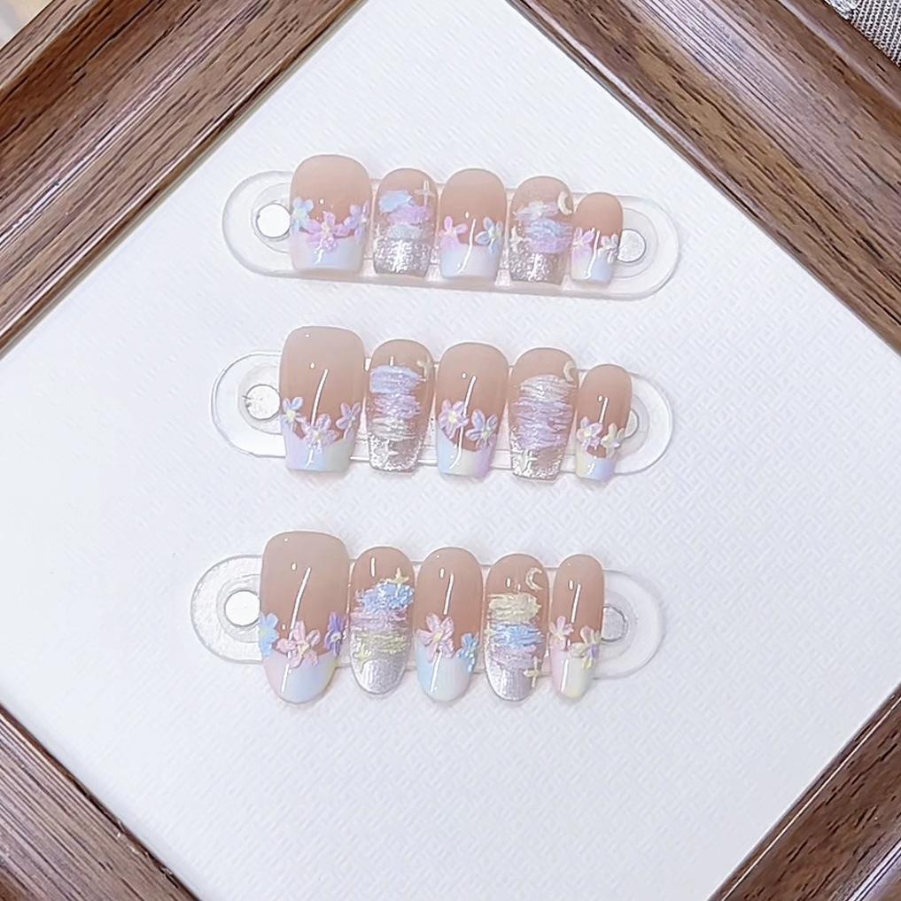 Hand-woven Armor New Style Oil Painted Small Flower Hand-painted Plaster Colorful Petals Cat Eye Nail Art