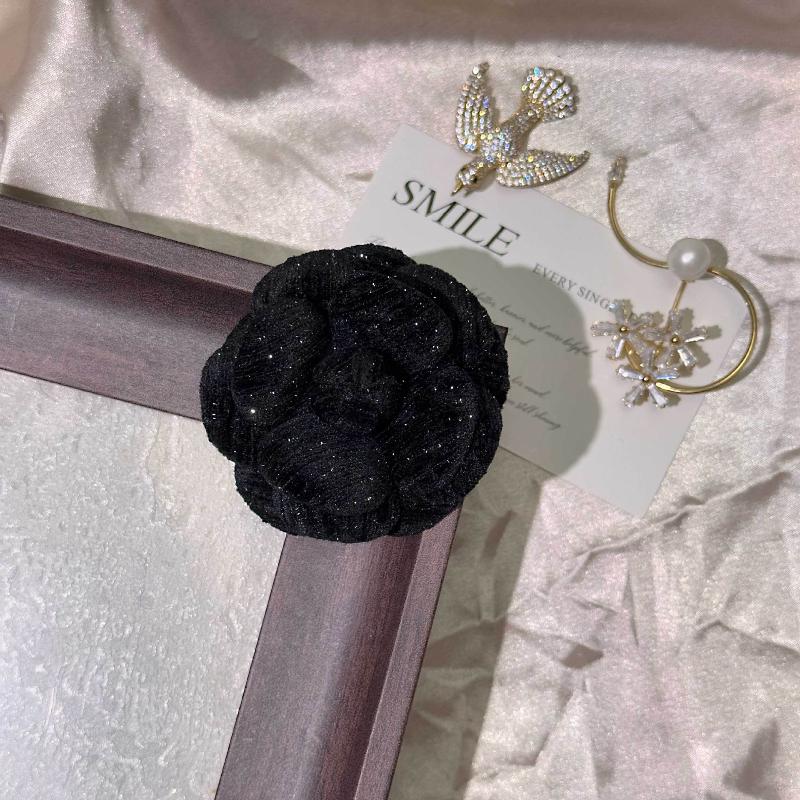 French Style Fabric Camellia Brooches Vintage Elegant Flower Lapel Pins For Women Fashion Wedding Party Badge Accessories Gifts