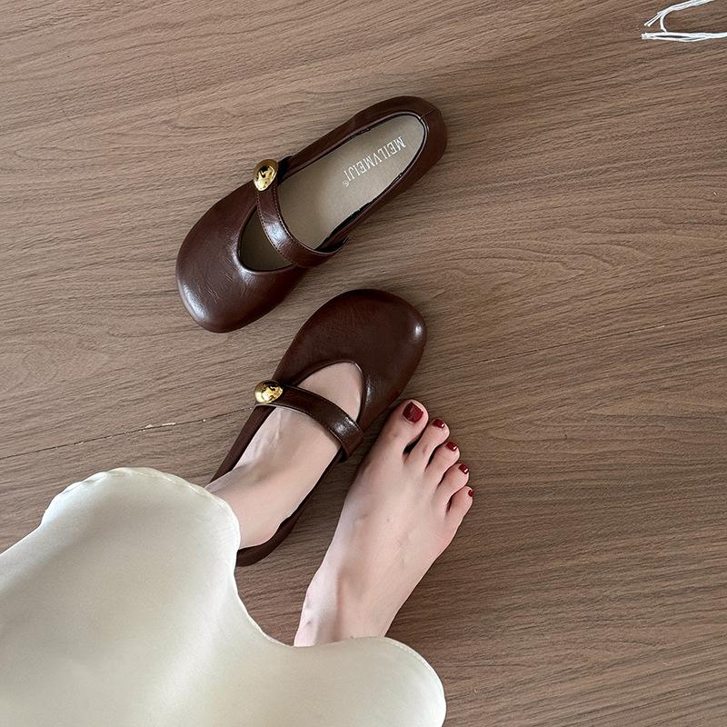 2025 Summer New Retro Versatile Round Head Flat-bottomed Casual Single Shoes Soft Leather Comfortable Versatile One-word Belt Women's Shoes