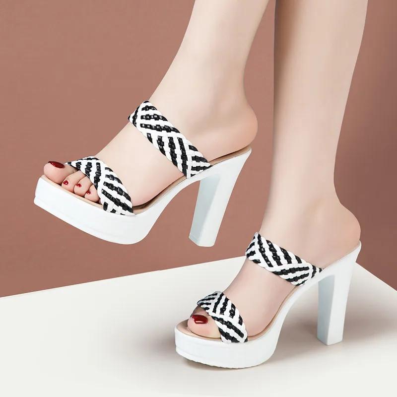 

10cm Elegant Mix Color Knit Block High Heels Shoes Women Slippers 2025 Summer Thick Bottom Platform Slides for Office Model 34 білий