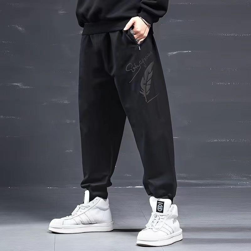 Pantaloni casual da uomo taglie forti: Pantaloni sportivi alla moda con risvolto, vestibilità ampia, lusinghieri