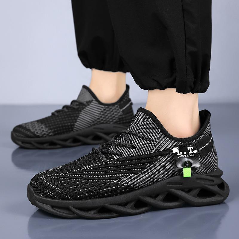 Coconut-style Men's Trendy Versatile Casual Sports Shoes, White Breathable Mesh Shoes for Men.