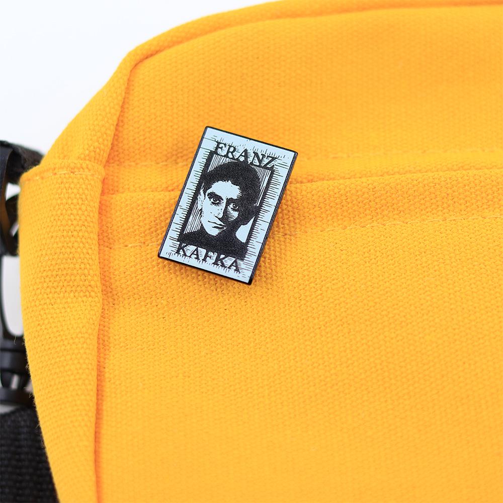 Franz Kafka Porträtt Emalj Pin - Författare Mode Brosch Märke
