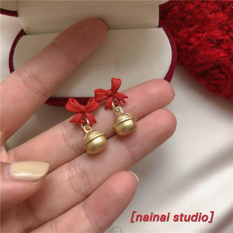 2024 D Retro Wine Red Velvet Rose Pearl Earrings: Hong Kong Style, Autumn/Winter Trend