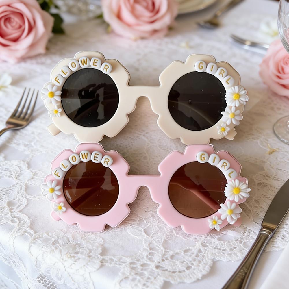 2Pcs Daisy Flower Girl Party Decoration Wedding Day Bachelorette Party Wedding Page Boy Petal Patrol Proposal Bridal Shower Gift 2pcs
