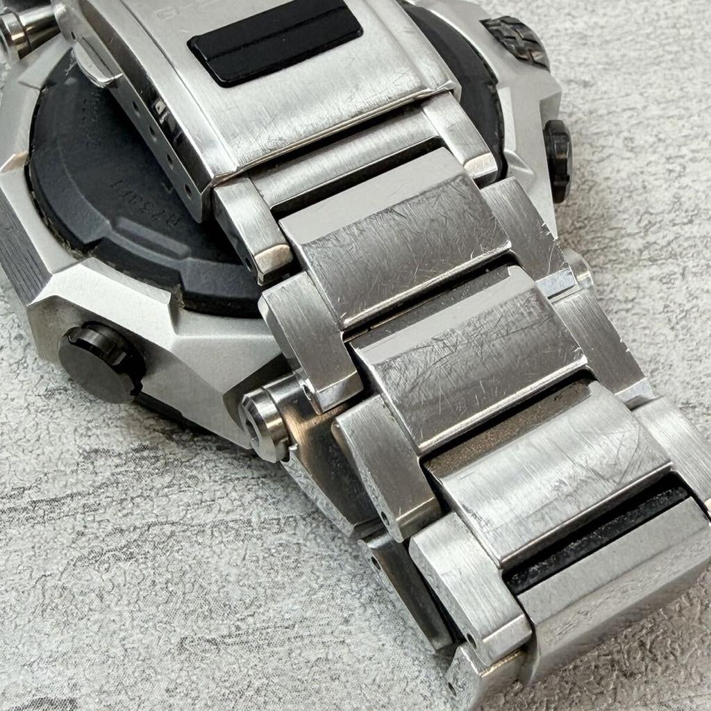 CASIO Carbon Fiber Solar Watch G-SHOCK MT-G MTG-B2000XD-1AJF Radio-Controlled