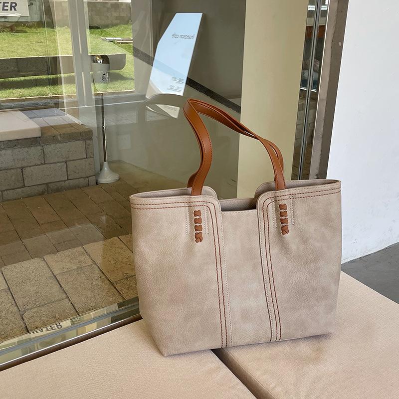 

Ретро черные мягкие сумки через плечо из искусственной кожи женские сумки-тоут просто большая вместимость сумки цвета хаки подмышки модные сумки для поездок на работу