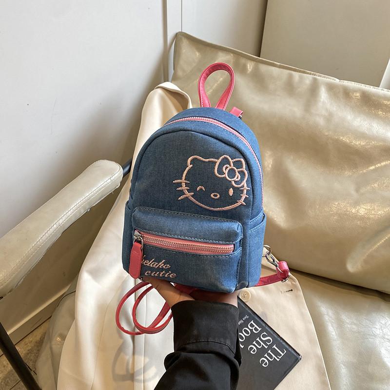 Zaino alla moda in denim con ricamo di lettere di Hello Kitty per l'uso quotidiano