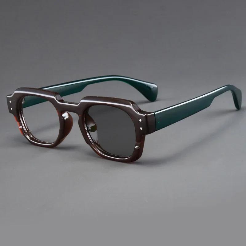 New Fashionable Hd Photochromic Women'S Reading Glasses Retro Neutral High Quality Color Blocked Design Anti Blue Light Glasses