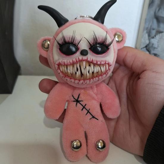 Gotycki Halloweenowy Brelok Ręcznie Robiony Punkowy Brelok z Dziwnym Horrorycznym Wzorem Lalki Akcesoria do Plecaka