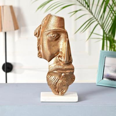 Deko & Wohnaccessoires – Statuetten