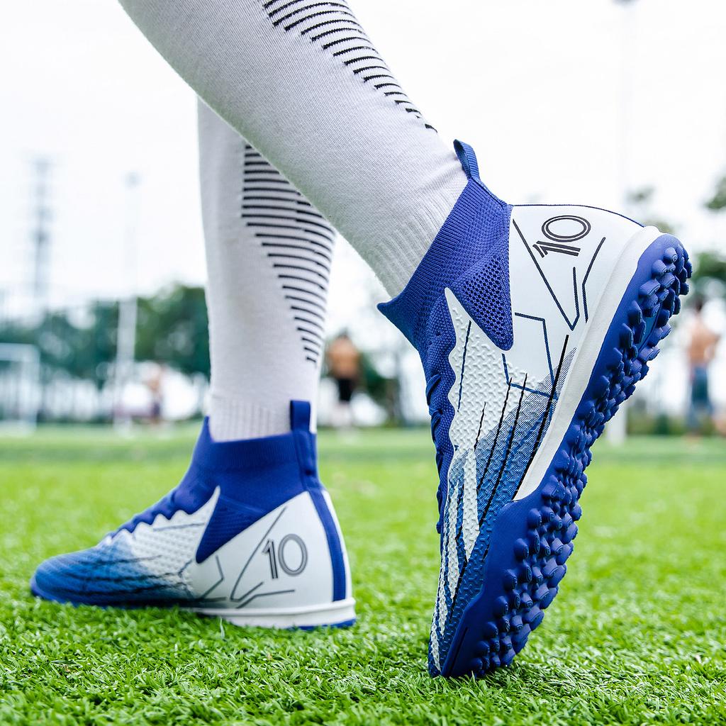 Men's Soccer Shoes Large Size Ultralight Football Boots Boys Sneakers Non-Slip AG/TF Soccer Cleats Ankle Boots Unisex