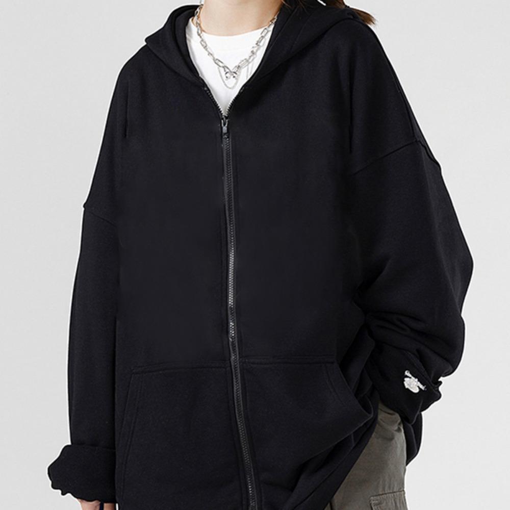 Autumn and Winter Long Sleeved Hoodie Anime Cyberpunk Print Soft and Warm Hoodie Casual Daily Clothing