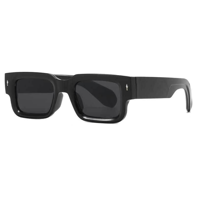 2025 European Men's Stylish Square Sunglasses with Thick Frames and Rivet Detail
