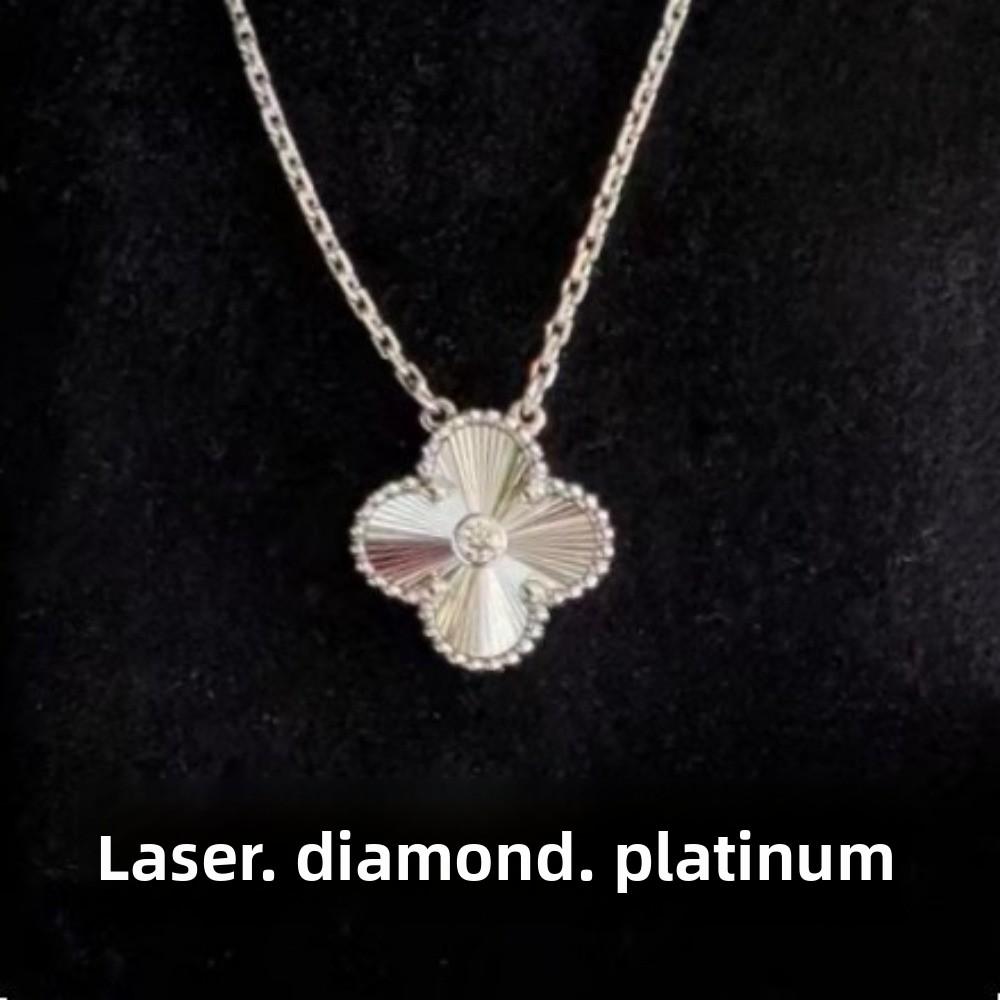 Kvinners Firkløver Halskjede Enkelt Blomst Hvit Perlemor Rød Agat Anheng Kragebenskjede