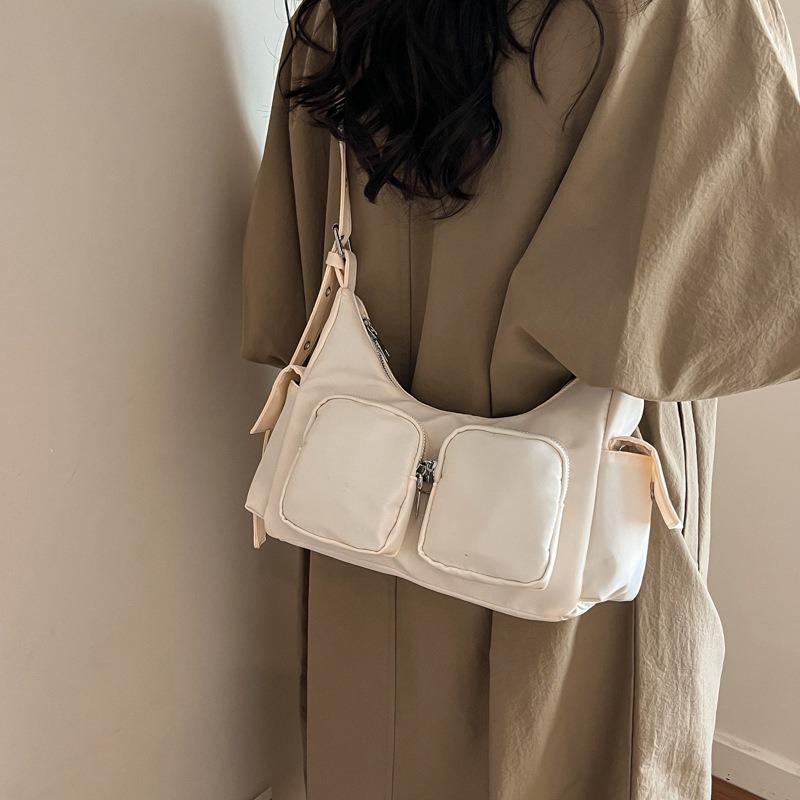 Premium Multipocket Locomotive Armpit Bag Women's Spring New Simple Casual Versatile Shoulder Messenger Bag