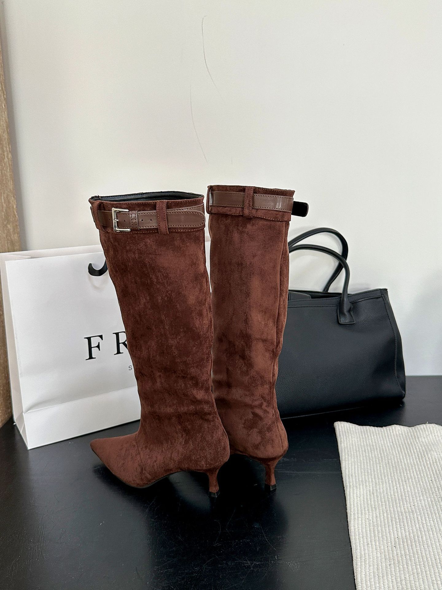 

Осень-зима 2025 сапоги ковбойские сапоги вестерн женские на шпильке с пряжкой до колена сапоги до бедра сапоги spice girl 39