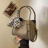 Soft leather bucket bag handbag women's new high-end versatile vegetable basket bag large-capacity shoulder messenger bag