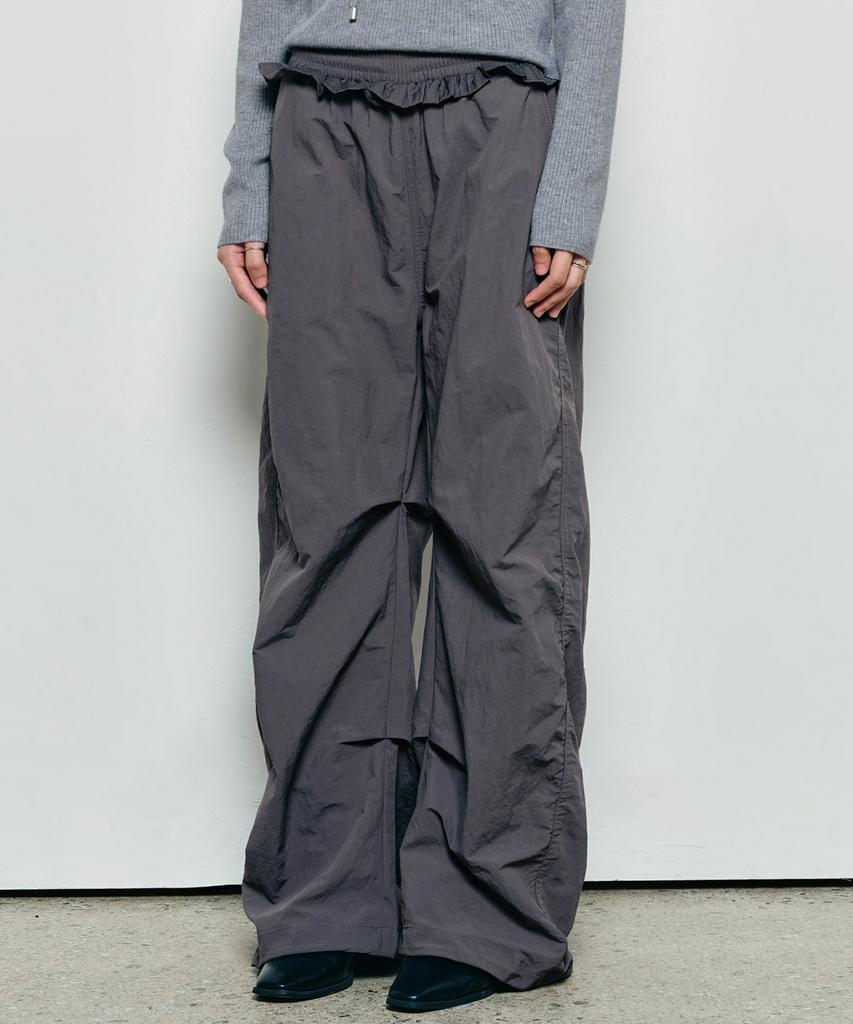 Nigaennikol Ruffle Lace Parachute Pants_Charcoal