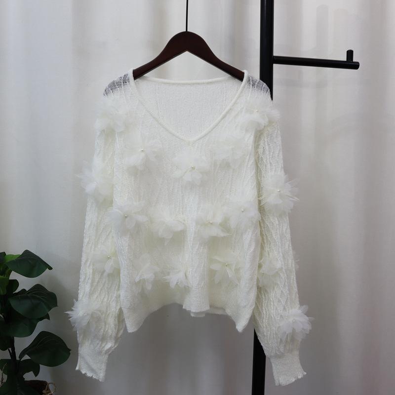 Heavy Industry Bead Three-dimensional Flower Knitted Sweater Top Autumn New Loose Sweet Sweater Pullover Women