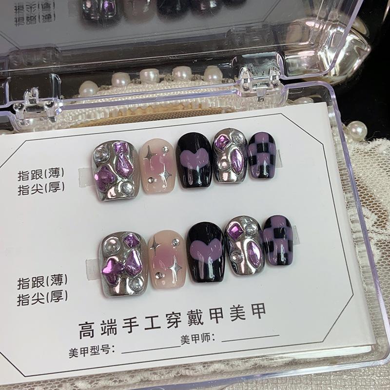 10Pcs Short Sweet and Cool Handmade Press On Nails Full Cover Design Round Head Fake Nail Artificial Manicure Wearable Nail Tips