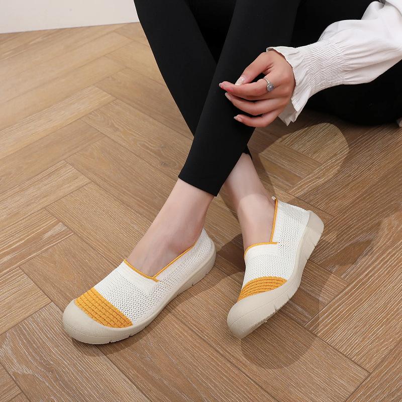 Shoes Women's Summer New Versatile Casual Fly-woven Mesh Breathable Thick Sole Soft Sole Not Tired Feet Pedal Mother Shoes