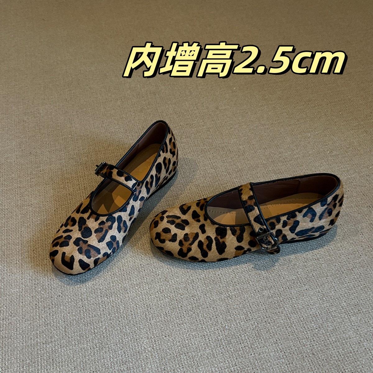 

Версия из овчины ~ 2025 новая нишевая обувь из конского волоса с леопардовым принтом и неглубоким горлом, женские туфли на плоской подошве, туфли Мэри Джейн 40