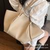 Premium sense simple commuter bag women's spring and summer 2025 new fashion niche versatile large capacity shoulder tote bag