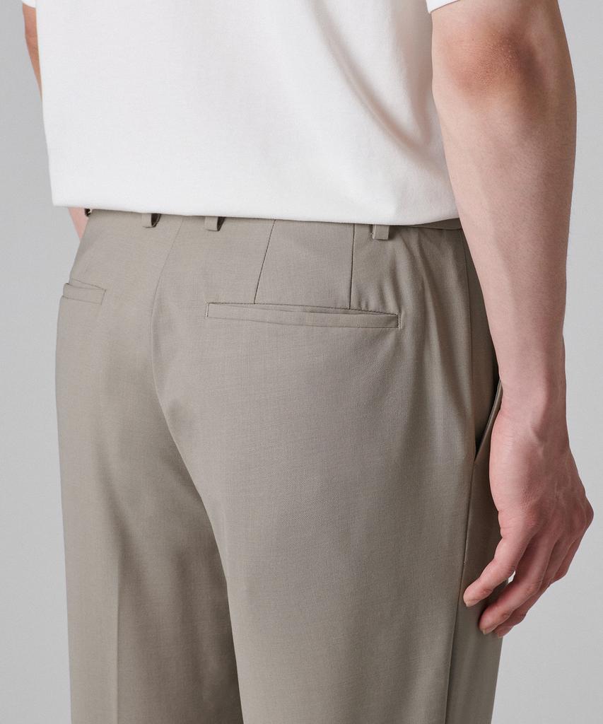 MUSINSA STANDARD Summer Wool Relaxed Tapered Hidden Banding Crop Slacks [Light Beige]