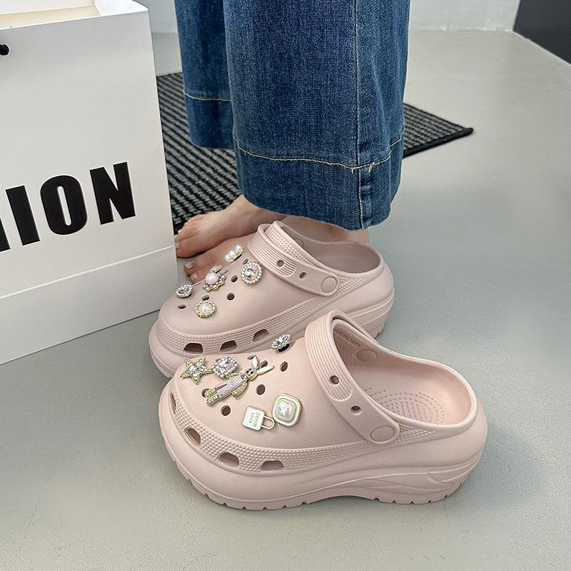 New cloud hole shoes women's summer thick-soled heightening non-slip soft-soled beach shoes women's cool slippers outside