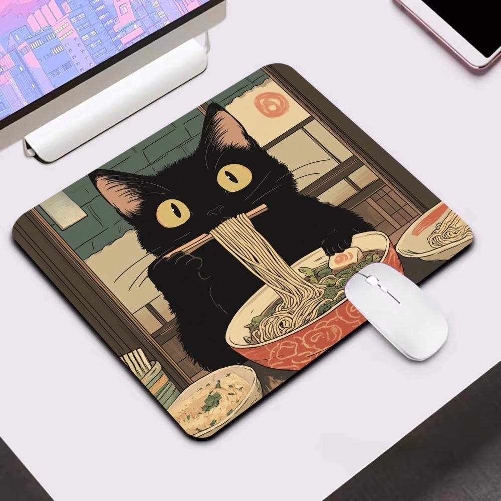 Black Cat Eating Ramen Mouse Pad Small Laptop Computer Office Table Mats PC Gaming Esports MousePad HD Non-Slip Rubber Desk Mat