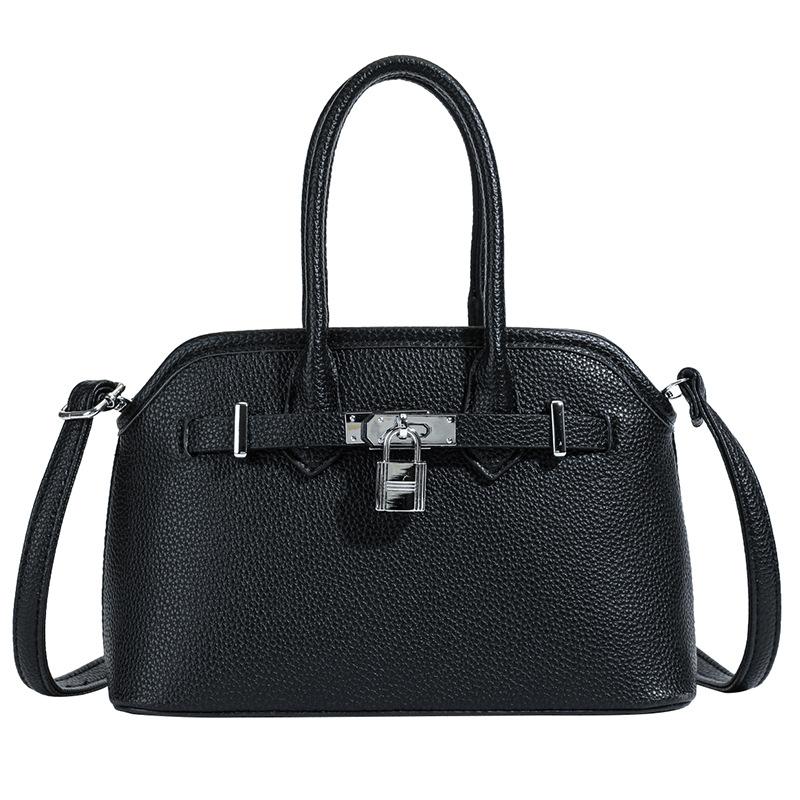 Super Fire Small Bag Women's Spring and Summer Versatile 2025 New Simple Korean Version Messenger Bag Women's Popular Portable Shell Bag