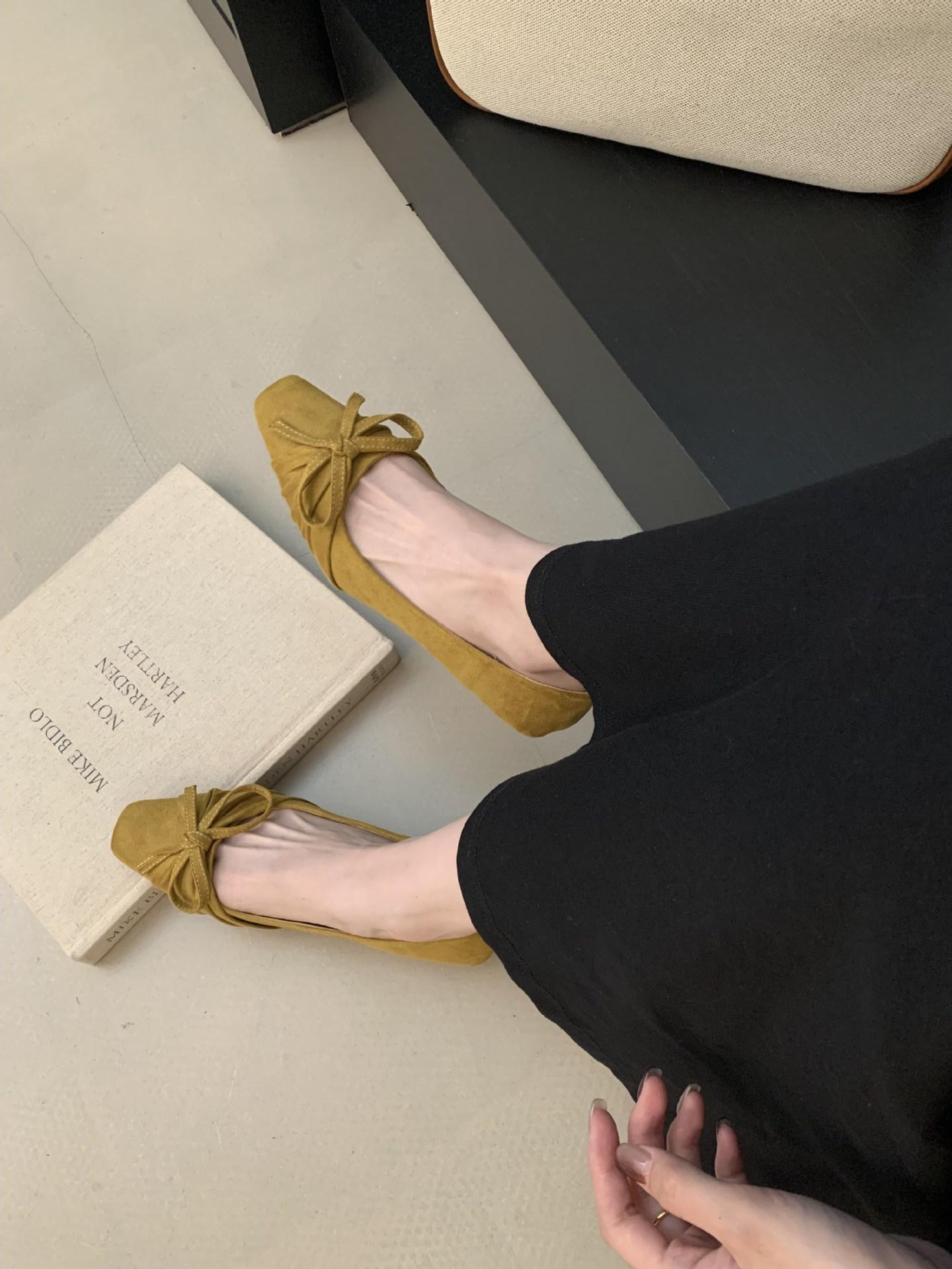 

2025 autumn new bow shallow mouth single shoes fairy style low heels fashion women s shoes 35