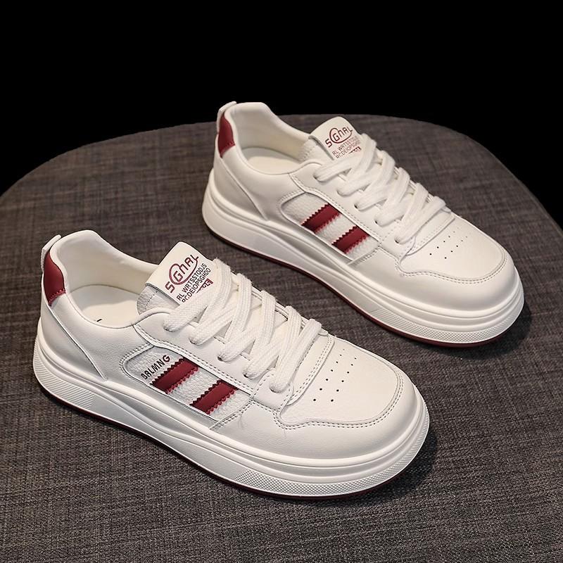 Fashion versatile flat white shoes women's spring 2025 new comfortable and lightweight student sports and leisure board shoes