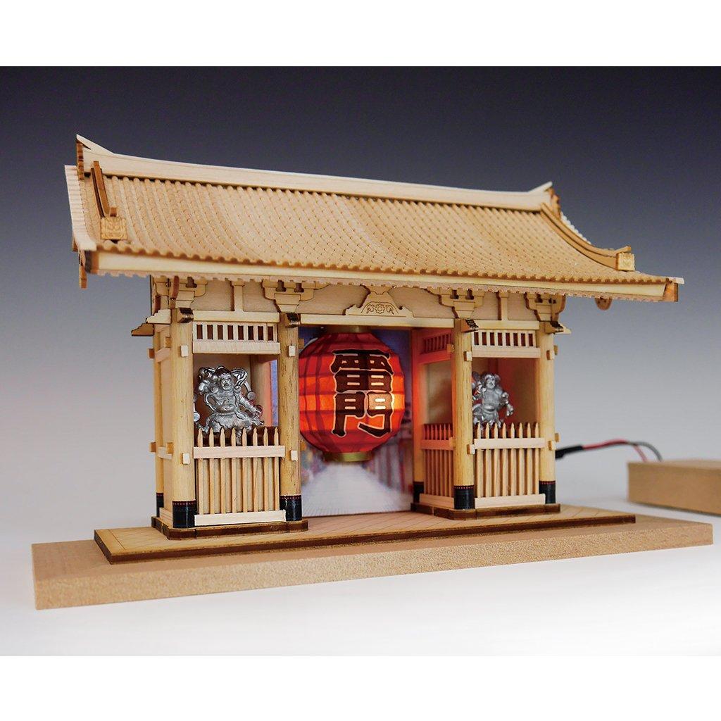 Woody Joe Half Type Temple Kaminarimon Gate Wooden Model Kit with Soft Metal Fujin and Raijin Figures Assembly 1/100 Senso-ji (Unpainted Kit)