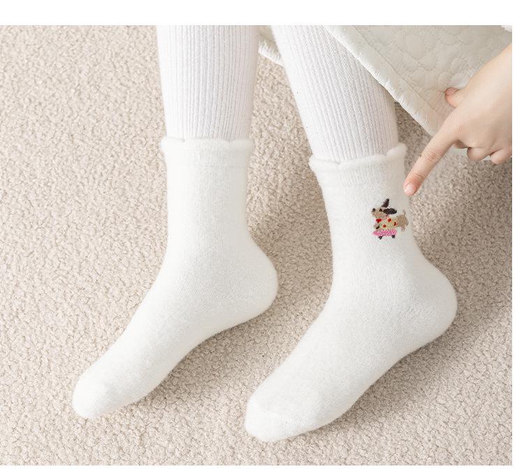 Kids' Autumn-Winter Thick Plush Socks - Cute Embroidered Puppy Design, Korean Style, Warm Mid-Calf for Girls