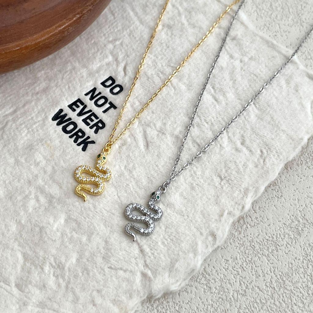18K Gold-Plated S925 Sterling Silver Snake Necklace with Diamonds - Elegant Women's Clavicle Chain, Niche Design, Luxurious Fashion Accessory