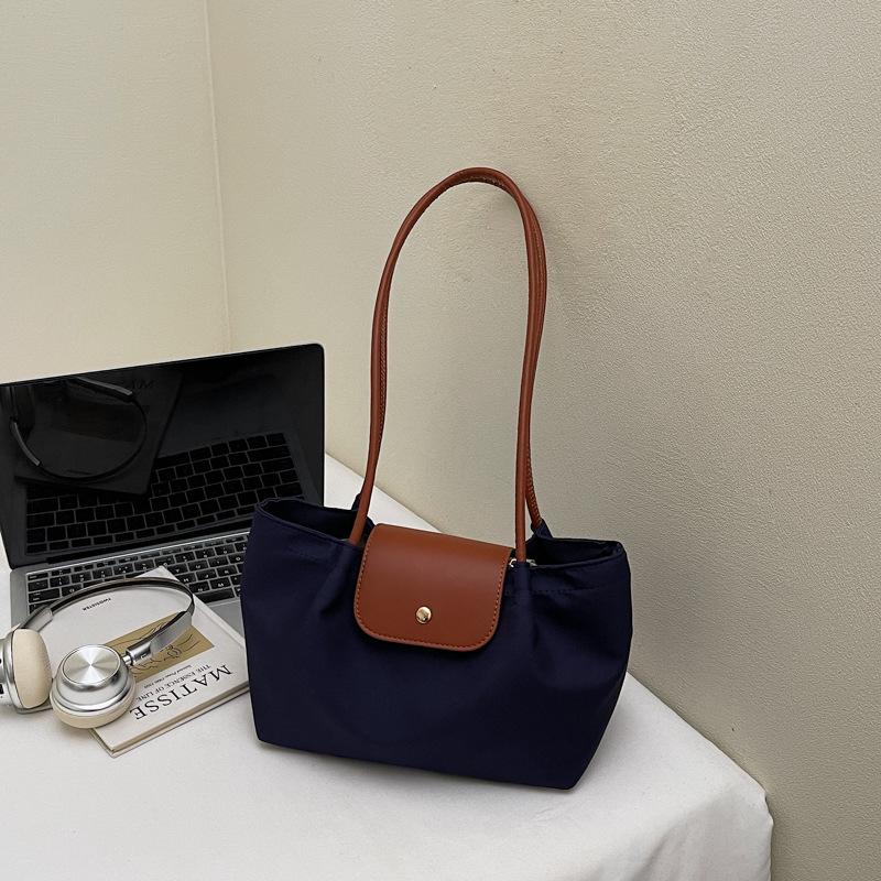 

Korean niche simple cloth bag 2025 autumn new fashionable solid color niche tote bag portable shoulder bag