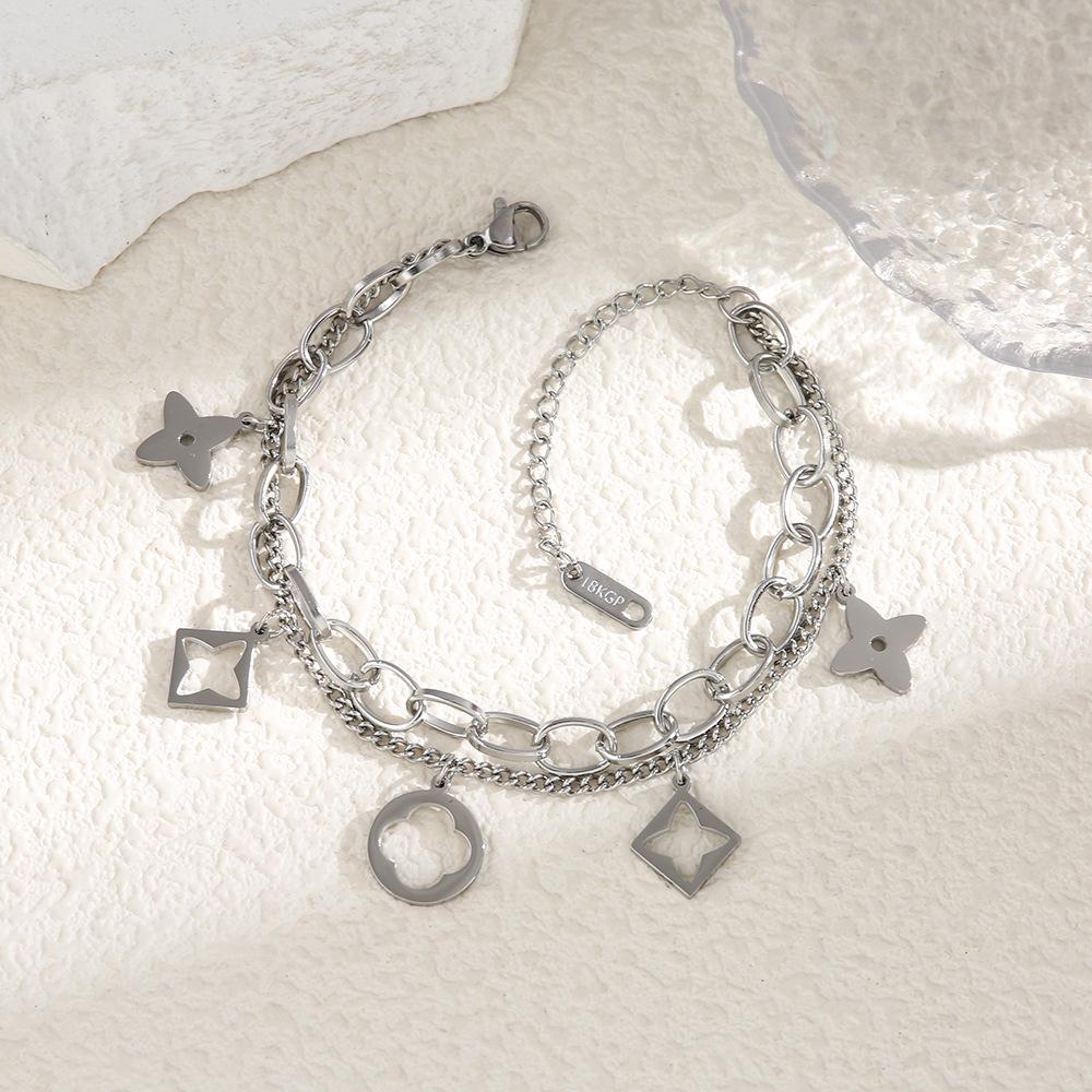Colorfast Korean-Japanese Titanium Steel Women's Bracelet - Versatile, Fashionable Hand Jewelry.