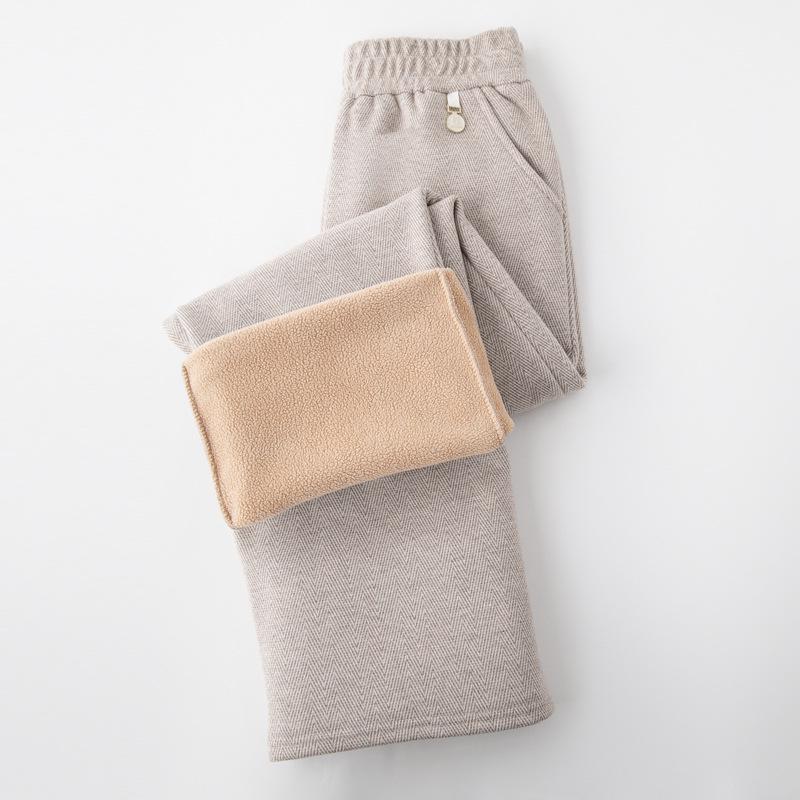 Mom's High-Waisted Velvet Wide-Leg Pants: Autumn/Winter 2025 Style for Middle-Aged & Elderly Women