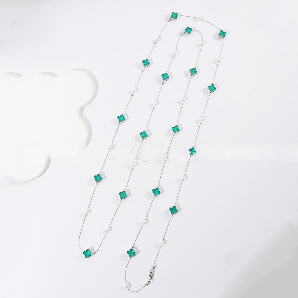 Seventeen Flowers Four-leaf Clover Oil Drop Four-leaf Clover 170cm Long Female Sweater Chain Fall and Winter New Necklace
