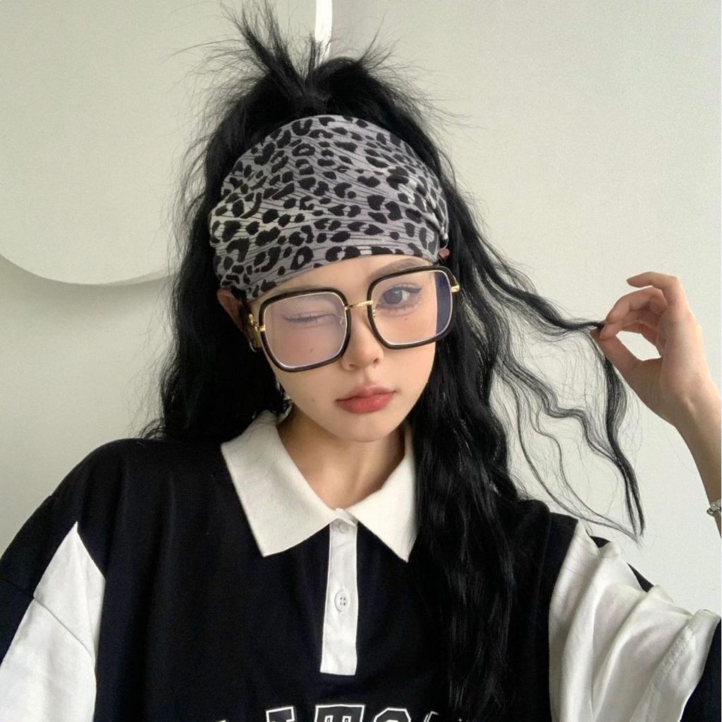 Leopard Print Knotted Headband - Trendy, Sweat-Absorbing, Elastic for Autumn/Winter