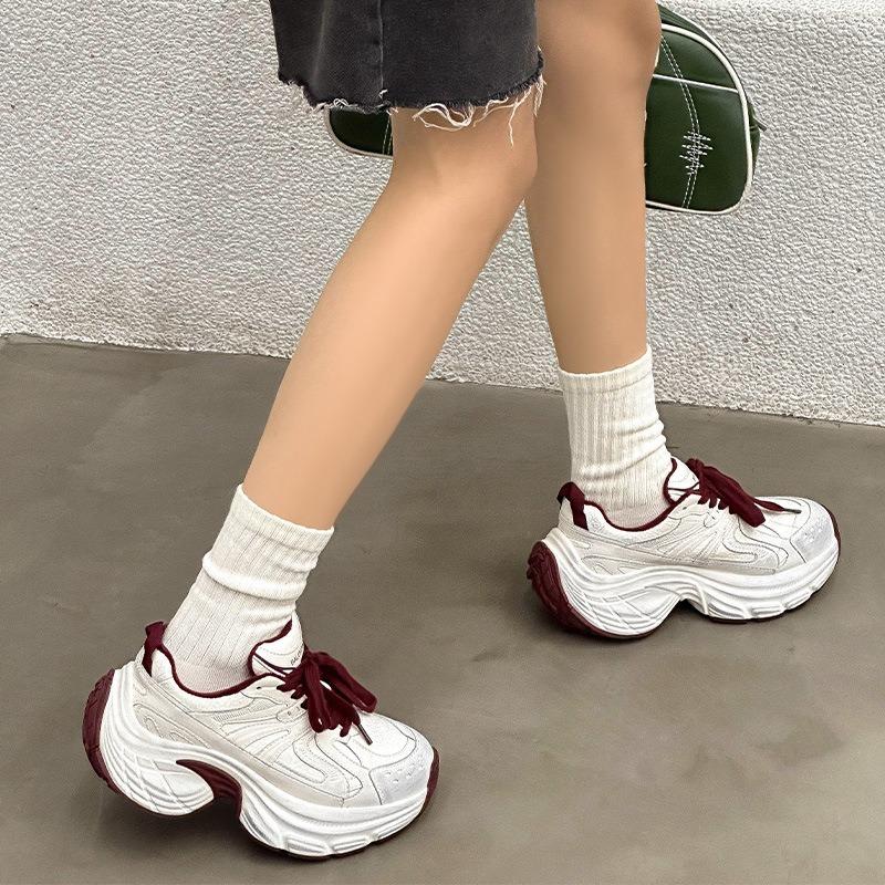 Retro and old casual sports shoes for women's spring new leather comfortable and breathable thick-soled small dad shoes