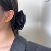 French metal flower stud earrings light luxury temperament niche fashion personality sweet cool fresh wind high sense earrings