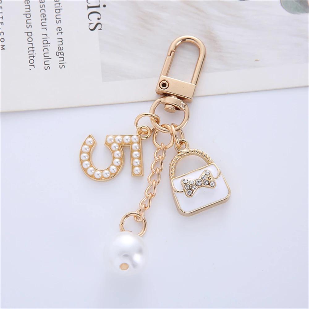 Fashion Artificial Pearl Rose Keychains Metal Hangtag Pendant for Women Earphone Purse Bag Key Holder Accessories Jewelry Gift